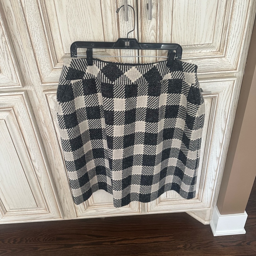 Talbots Woman Petites Beige & charcoal wool blend plaid skirt